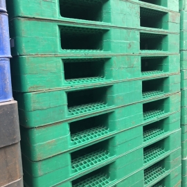 Pallet Nhựa Xanh lá